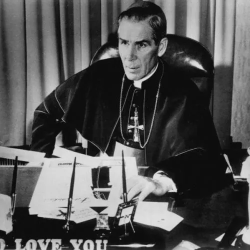 Venerável Fulton Sheen. Foto em domínio público.