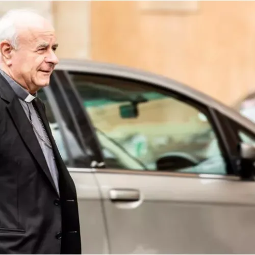 Pontifícia Academia para a Vida responde a protestos sobre comentários de suicídio assistido do arcebispo Paglia